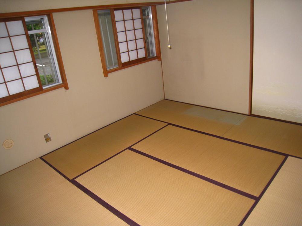Non-living room. Japanese-style room 8 tatami (October 2013) Shooting