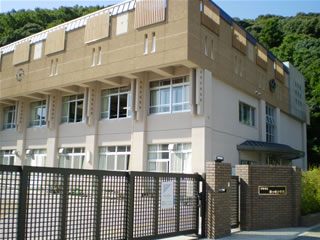 Primary school. 696m to Kyoto Municipal Matsugasaki elementary school (elementary school)