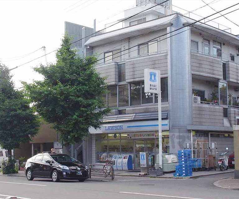 Convenience store. 274m until Lawson Okazakiten'no store (convenience store)