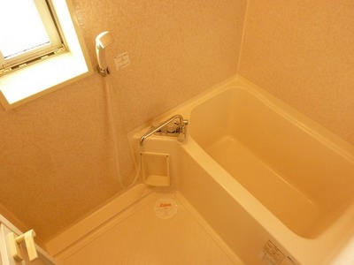 Bath. With ventilation can be window