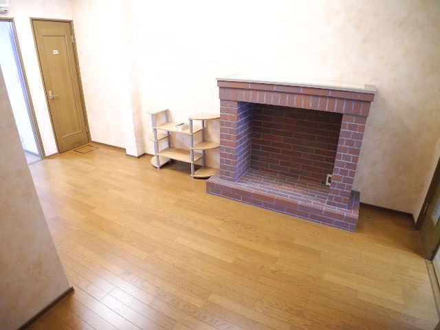 Other room space. Also published in the website "Kyoto rental House Network"