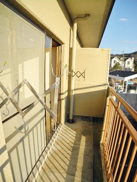 Balcony. Contact the toll-free number 0120-89-2877