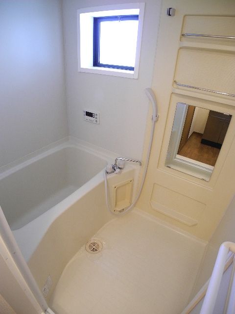 Bath. Looking for a perfect room in your eyes!