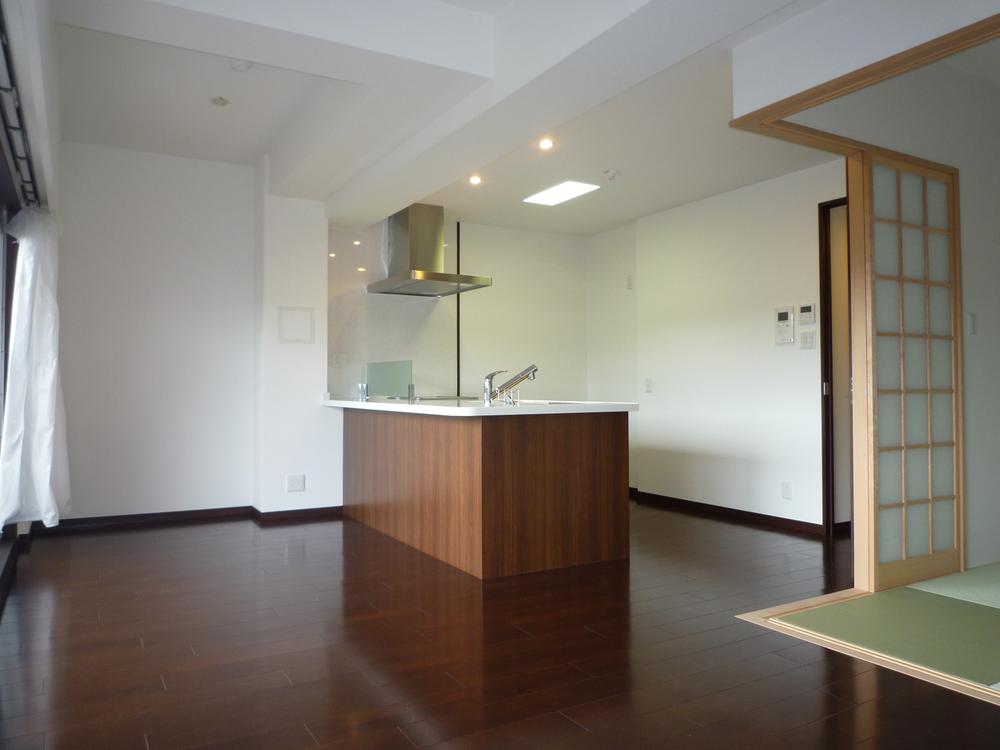 Living. Room (August 2013) Shooting