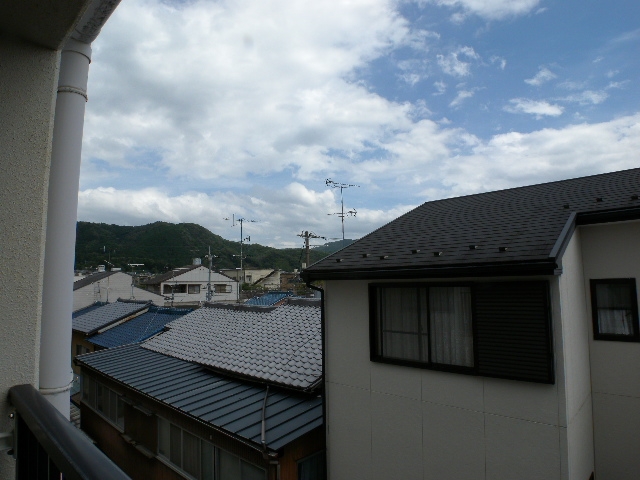 View. Also published in the website "Kyoto rental House Network"