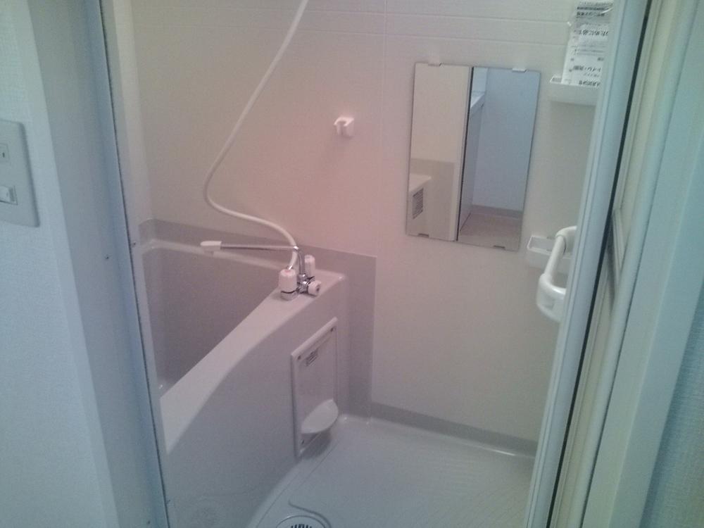 Bathroom. Indoor (September 2011) Shooting