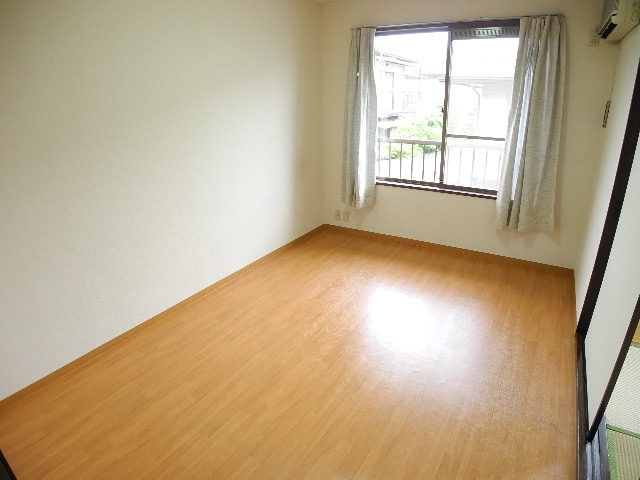 Other room space. Questions about property, Contact do not hesitate!