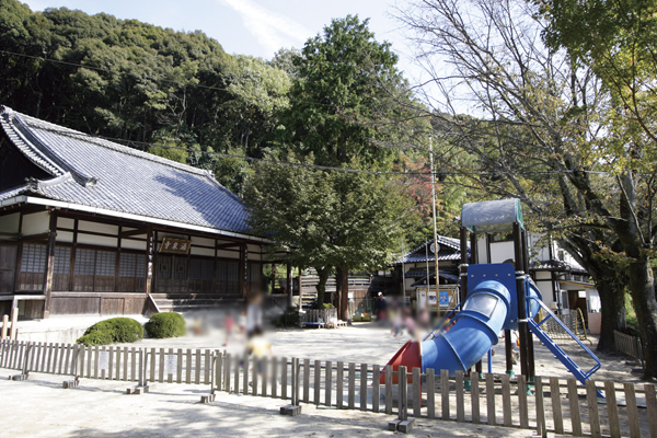 Surrounding environment. Matsugasaki nursery school (a 10-minute walk ・ About 800m)