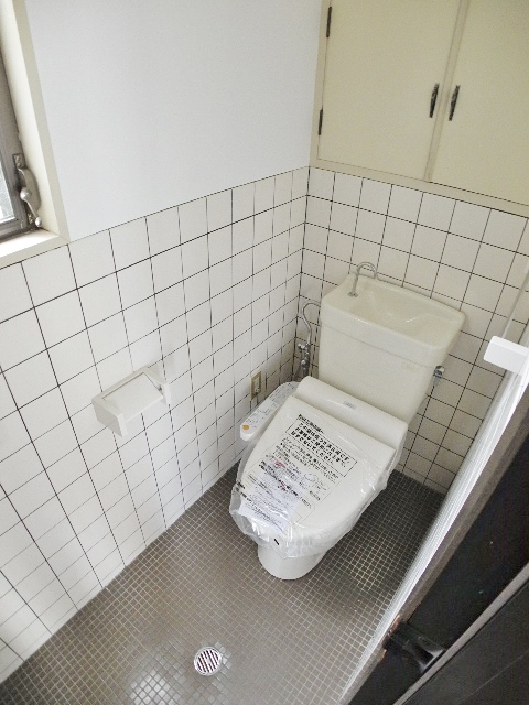 Toilet. Leave it if Kyoto rent "House Network" ☆