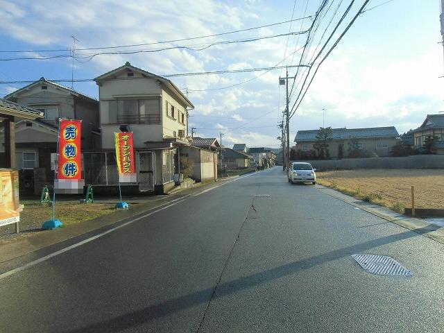 Local photos, including front road