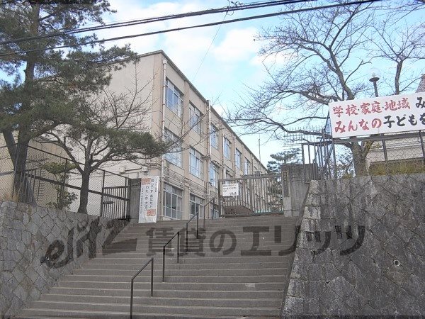 Primary school. Iwakura to North Elementary School (Elementary School) 480m