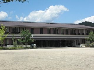 Primary school. Private Doshisha up to elementary school (elementary school) 787m