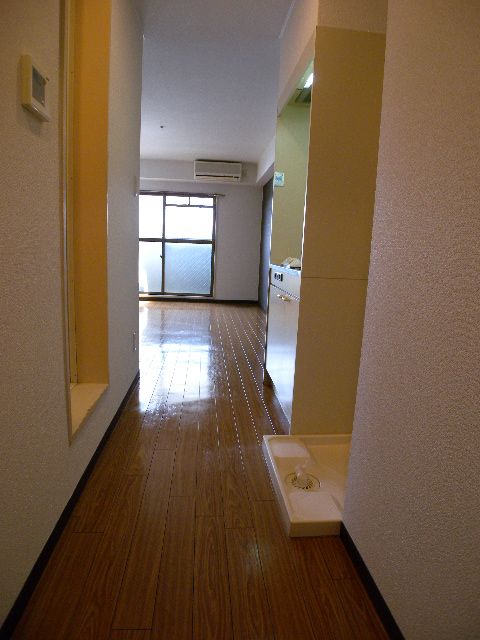 Other room space. Contact the toll-free number 0120-89-2877