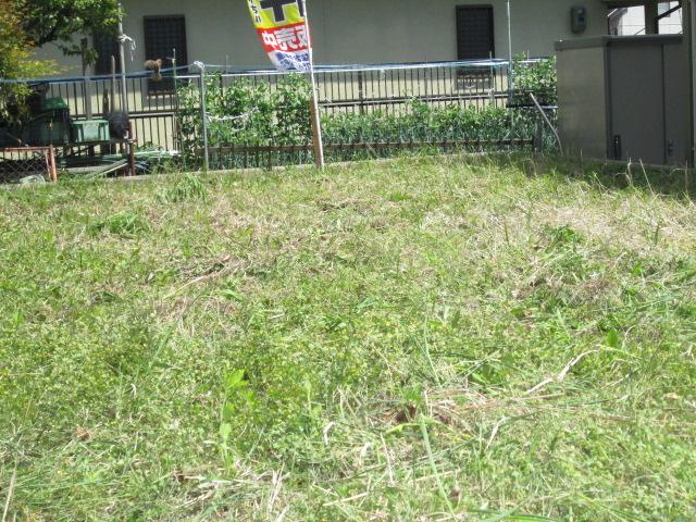 Local land photo. This day because the home board is high 1m!  Current situation is a vacant lot! The building is free design! 