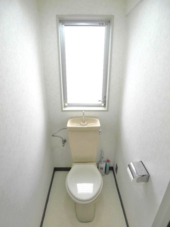 Toilet. Until the House network if the "Kyoto of the rent." ☆