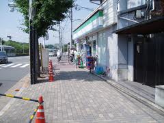 Convenience store. FamilyMart Kamo Ohashi store up (convenience store) 94m