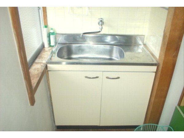 Kitchen. You can, if a little of the cooking because there is a sink