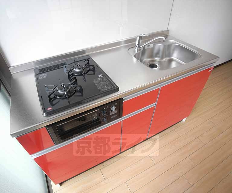 Kitchen. 301, Room photo diversion