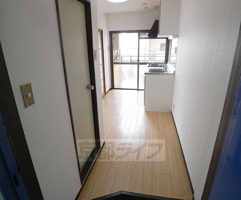 Other room space. 301, Room photo diversion