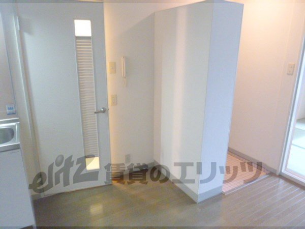 Other room space. Kitchen Horizontal
