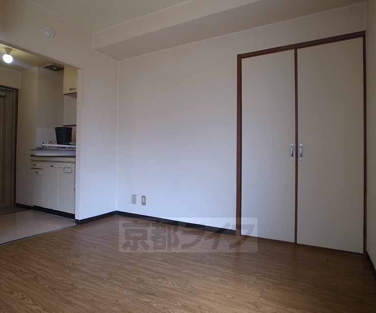 Living and room