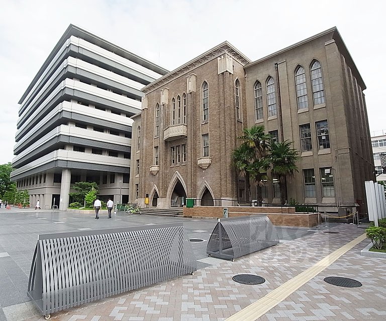 University ・ Junior college. Kyoto Prefectural University of Medicine (University of ・ 2730m up to junior college)