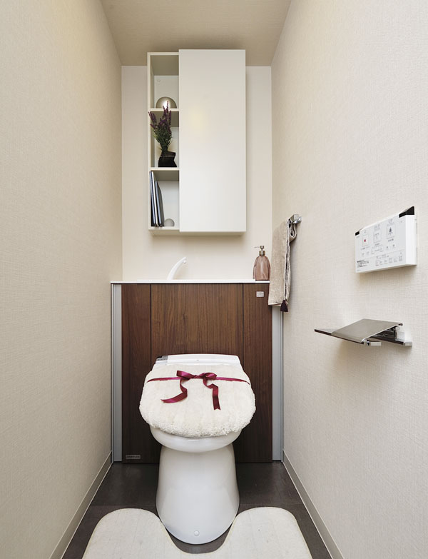 Toilet.  [Integrated shower toilet] Powerful cleaning ・ Multi-function toilet deodorizing function, etc. with. With less dirt, Care in a seamless design is also easy (C type model room)