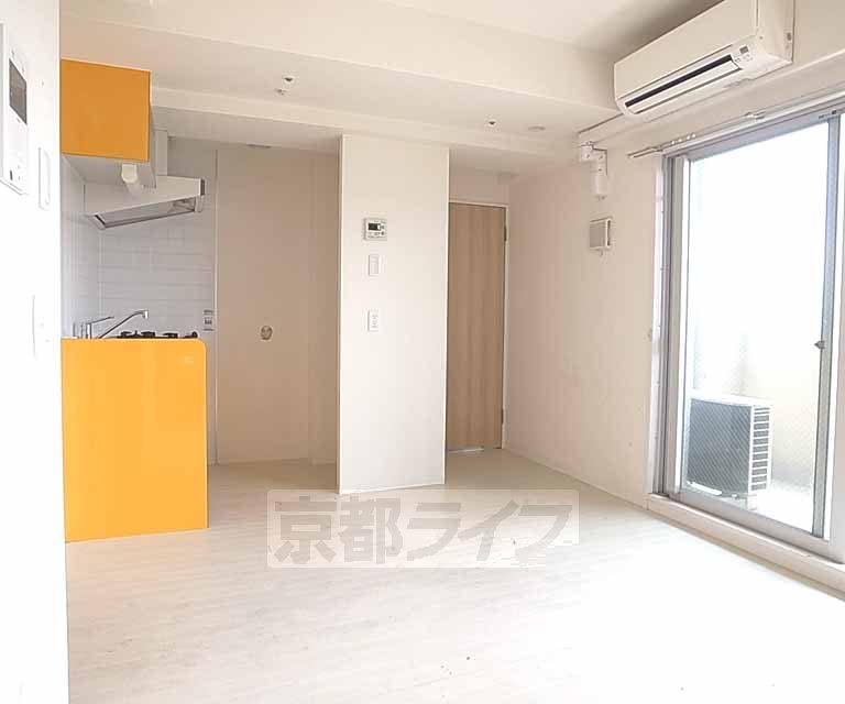 Living and room