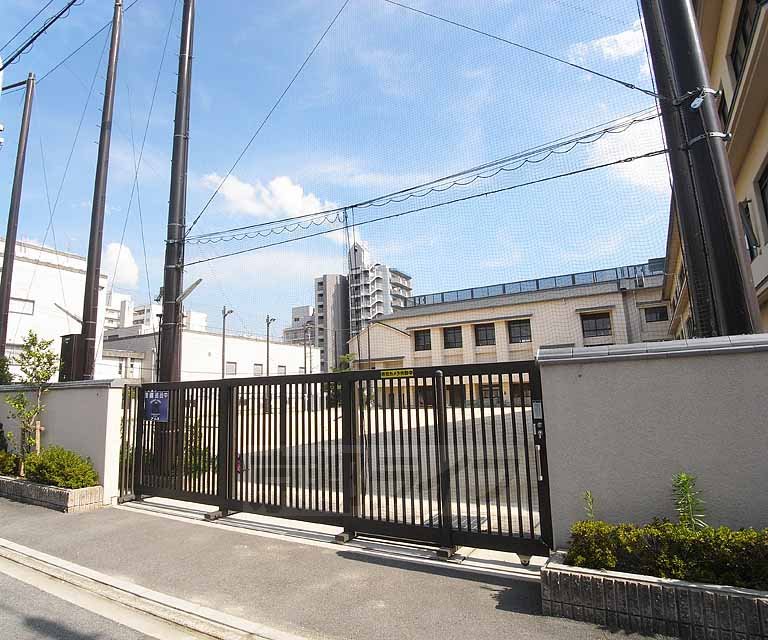 Primary school. Shimogyo WataruNaru up to elementary school (elementary school) 159m