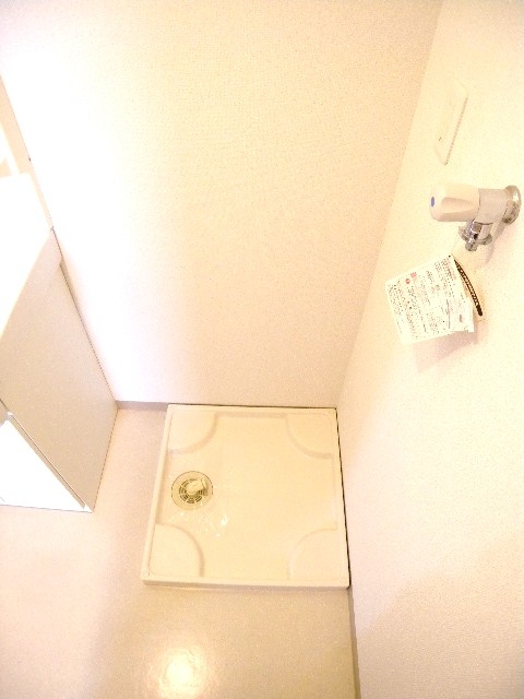 Other Equipment. Also put a washing machine in a room ☆