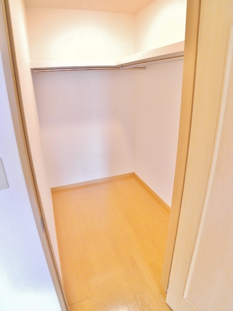 Receipt. Walk-in closet ☆