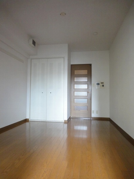Living and room. It is a photograph of a separate room