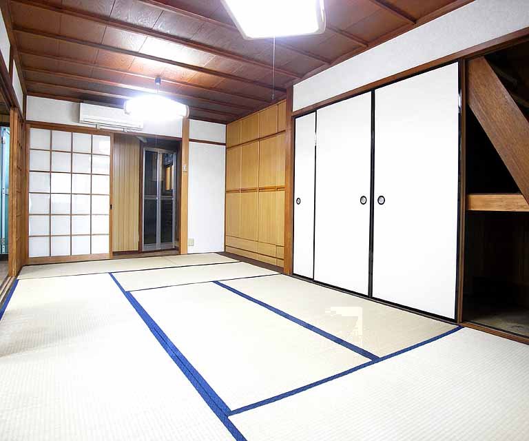 Living and room