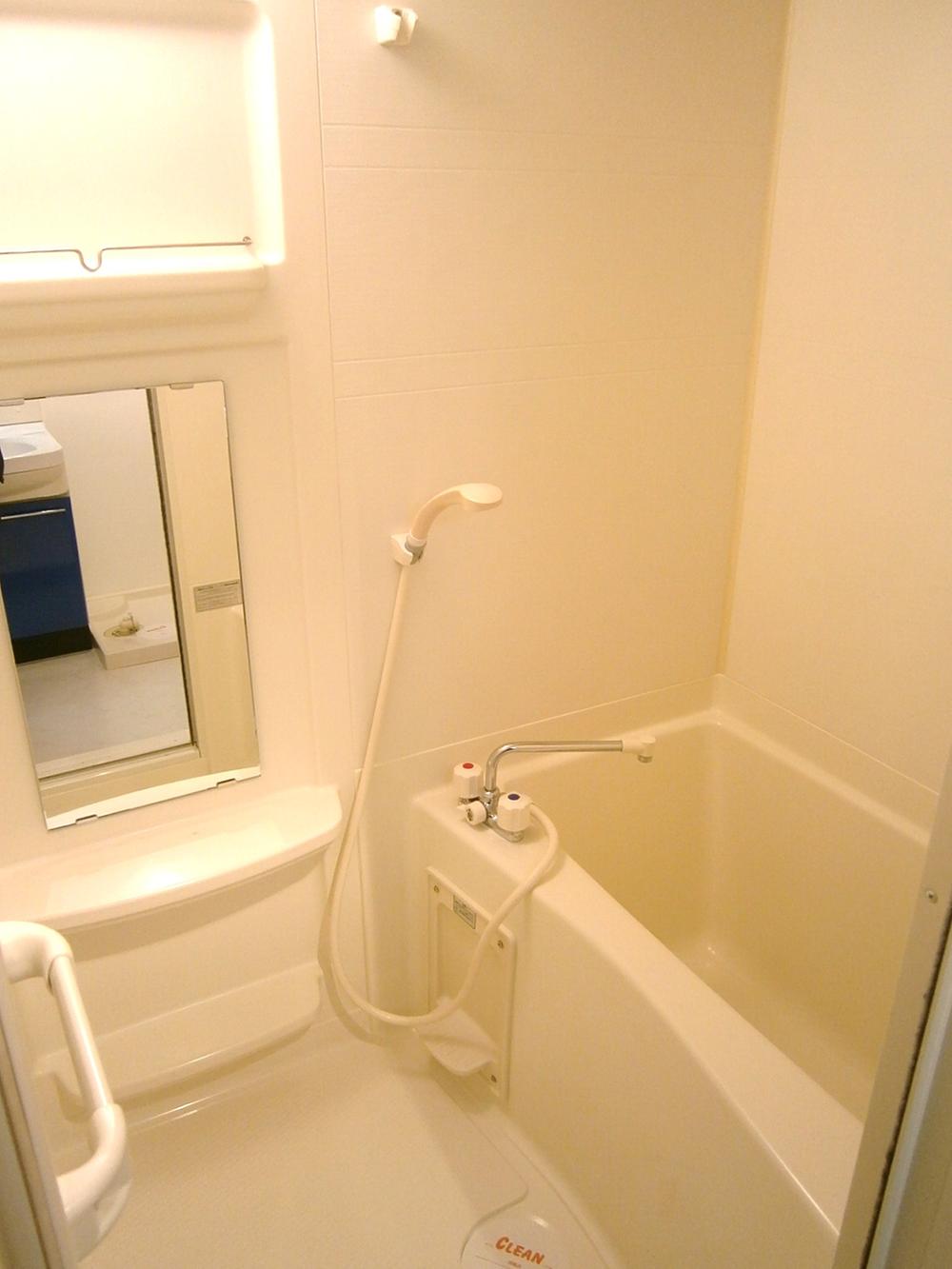 Bathroom. Indoor (11 May 2012) shooting