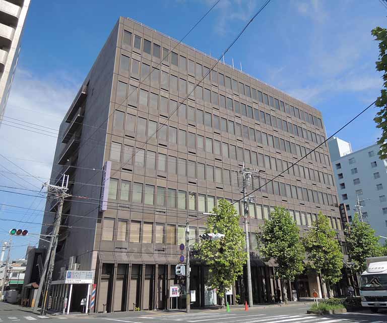 Bank. Bank of Kyoto Nishigojo 237m until the company Hall Branch (Bank)