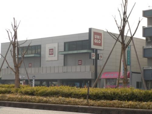 Shopping centre. 761m to UNIQLO Gojo Tambaguchi store (shopping center)