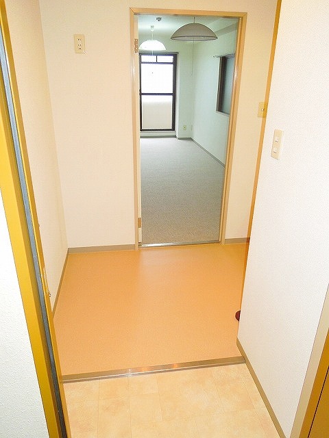 Entrance. If Kyoto rent to the "House Quest" ☆