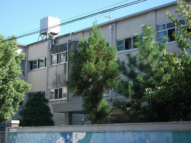 Primary school. 235m to Kyoto Municipal Mitsunori Elementary School