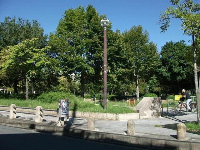 park. 339m to Mitsunori park