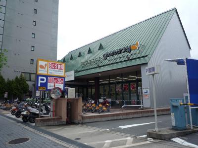 Supermarket. Gourmet City Shijo-Omiya store up to (super) 227m
