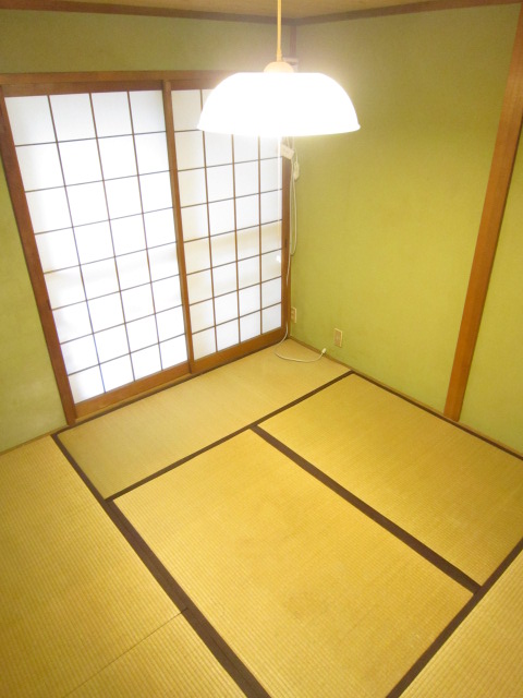 Living and room
