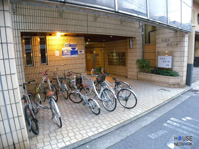 Entrance. This bike is stopped easily ☆