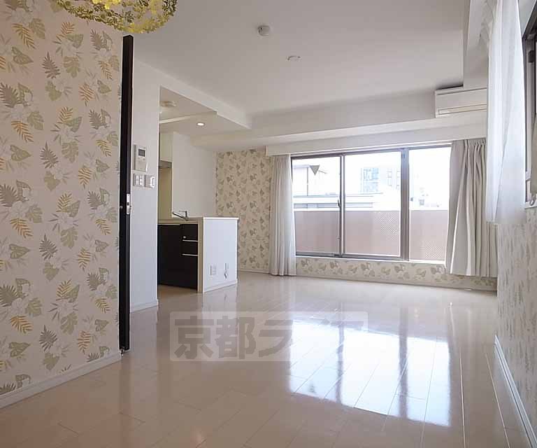 Living and room