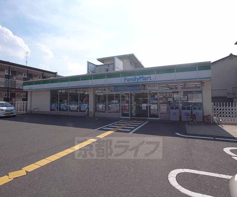 Convenience store. FamilyMart Nishishichijonakura Machiten up (convenience store) 513m