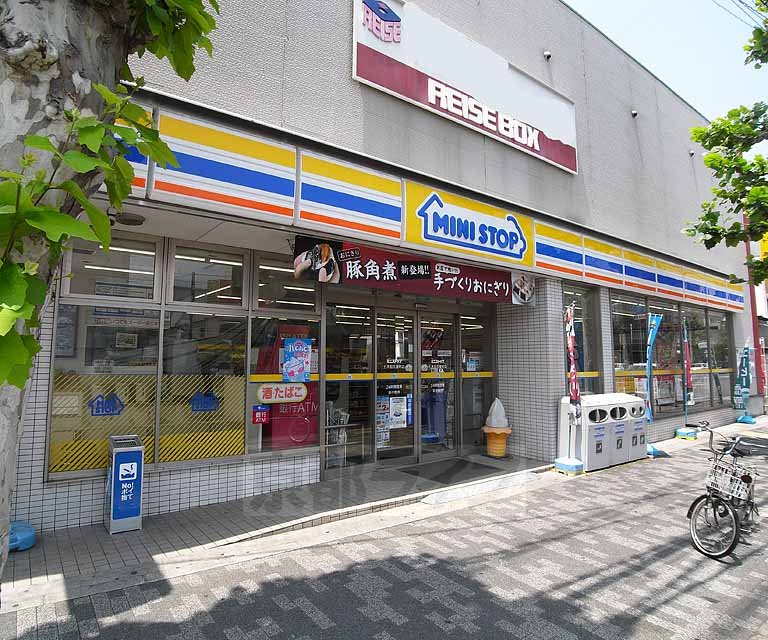 Convenience store. Ministop Co., Ltd. 407m to the seven pine florist cho store (convenience store)