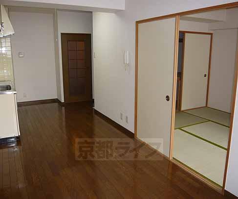 Living and room