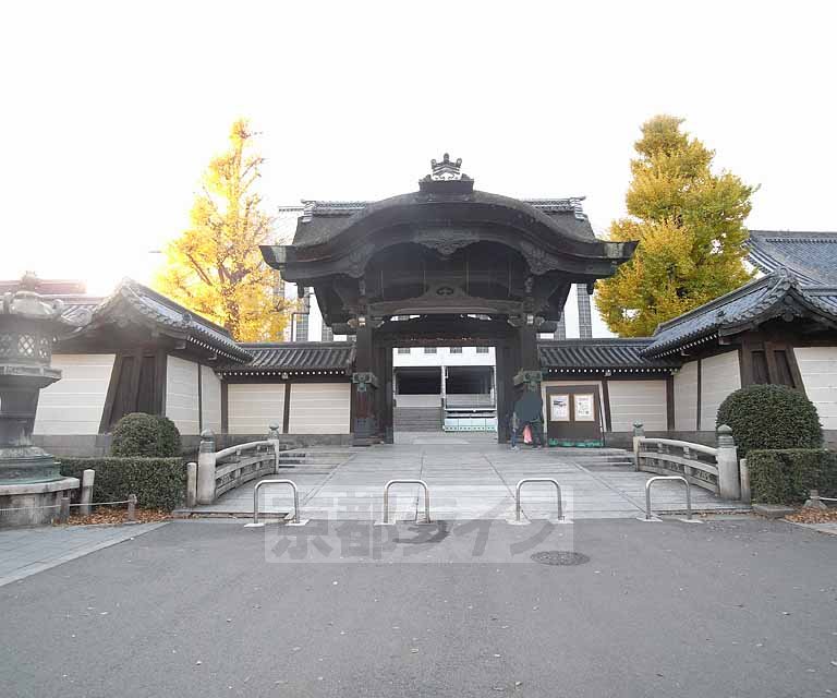 Other. 80m to Higashi Honganji (Other)