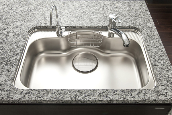 Kitchen.  [Quiet sink] Quiet sink to reduce the falling sound of it sound and tableware water. Because there is a depth to sink central, Also wash comfortably large cookware (same specifications)
