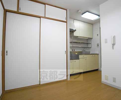 Living and room