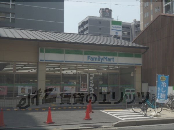 Convenience store. FamilyMart Shijo Nishinotoin store up (convenience store) 570m